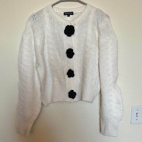 Cozy White Sweater with Black Floral Buttons - Picture 1 of 3